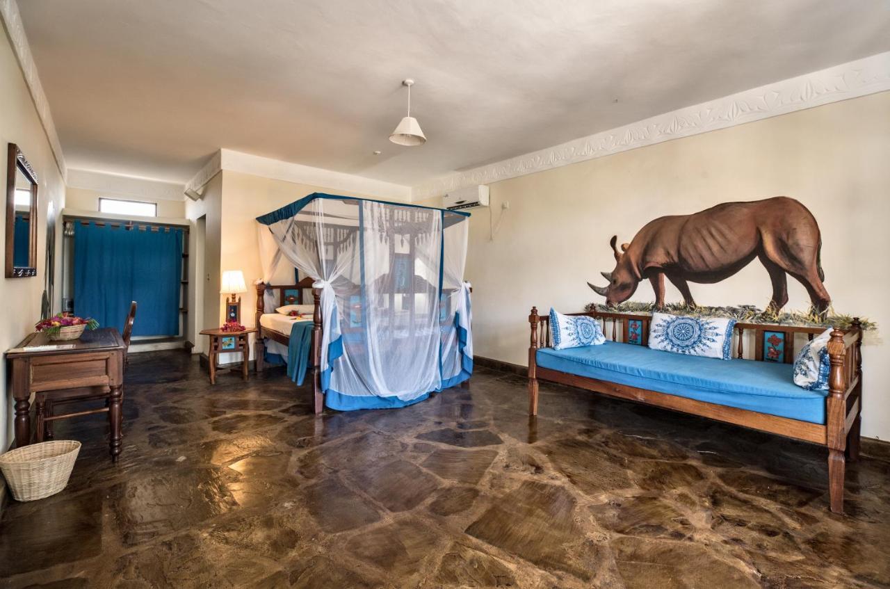 Jumbo Club Watamu Hotel Exterior foto