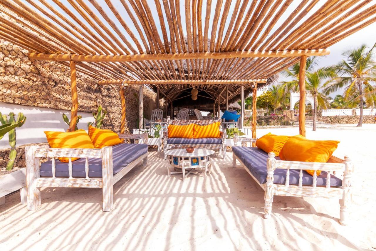 Jumbo Club Watamu Hotel Exterior foto