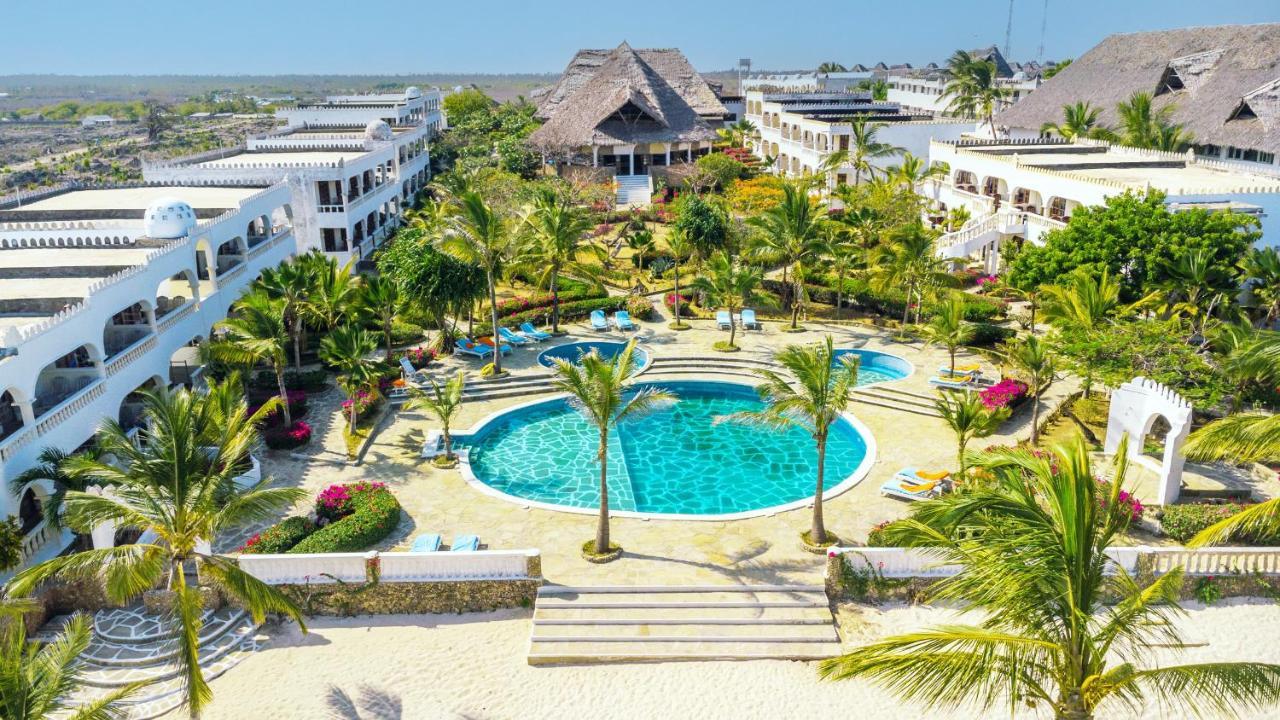 Jumbo Club Watamu Hotel Exterior foto